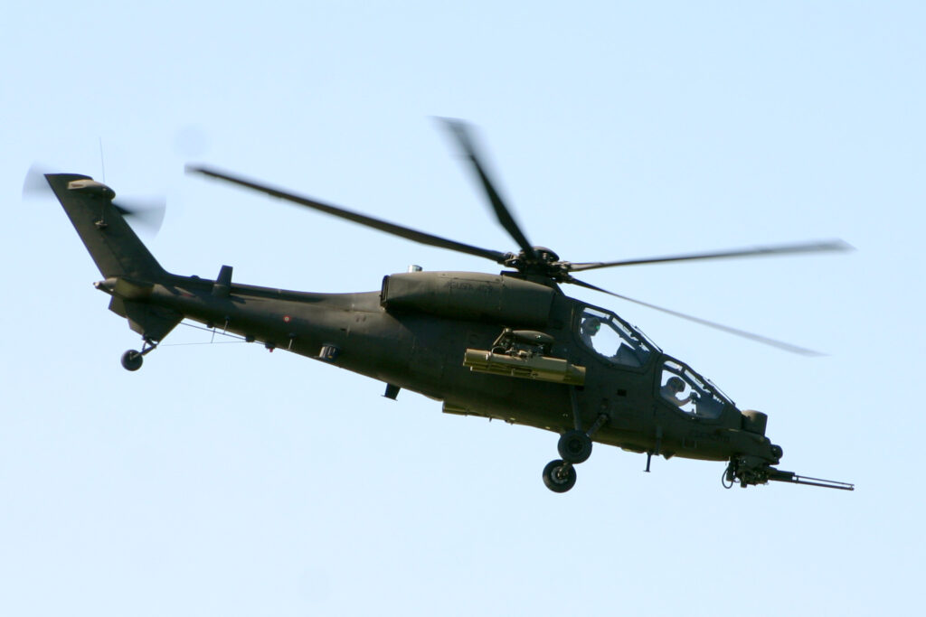 L'elicottero d'attacco italiano AW129 Mangusta