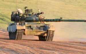 La Cina consegna Type 59D alla Cambogia: nuovi carri armati dopo le perdite e le tensioni con la Thailandia