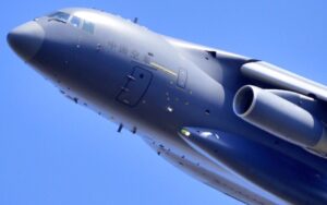 Stati Uniti, allarme sul trasporto aereo strategico: riaprire la linea del C-17 Globemaster costerebbe troppo