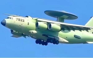 Un radar volante per smascherare gli aerei invisibili: la Cina collauda il potente KJ-3000