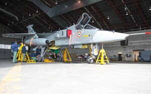 Il Regno Unito ha inviato in India nove caccia Jaguar in pensione