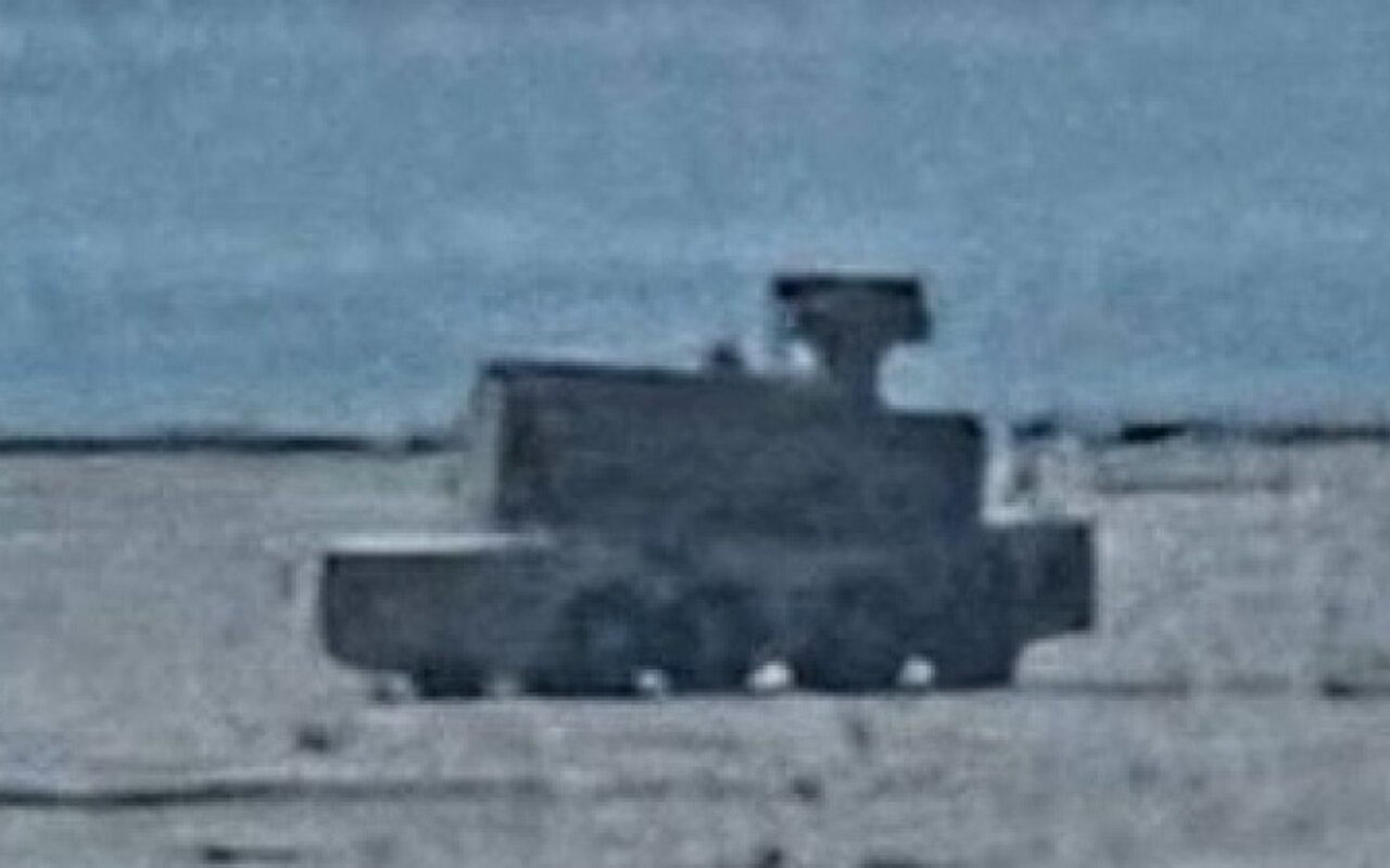 Gli Emirati schierano i sistemi di difesa aerea cinesi FK-2000 in Bahrein mentre continuano gli attacchi iraniani