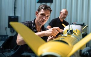 Nasce un gigante francese da 3,9 miliardi di euro nei droni marittimi: Thales acquisisce Exail