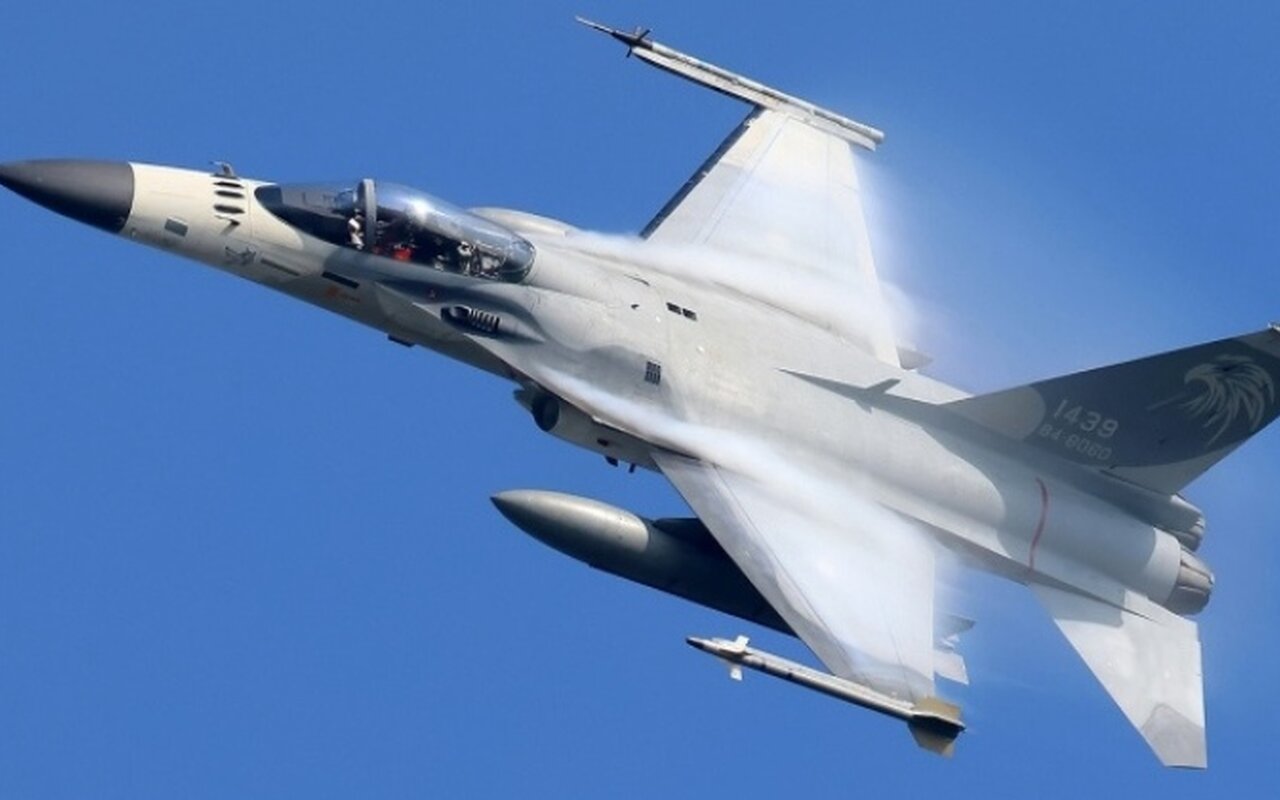 I caccia F-CK di Taiwan ricevono i primi missili anti-nave supersonici