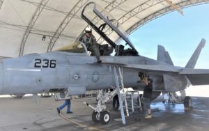 La US Navy collauda una riparazione stampata in 3D per rimettere in volo i caccia piu in fretta
