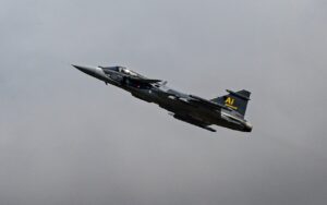 L’Ucraina e la Svezia firmano un accordo per l’acquisto dei caccia Gripen E