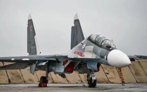 Droni ucraini colpiscono i caccia russi nella base aerea di Saki, in Crimea