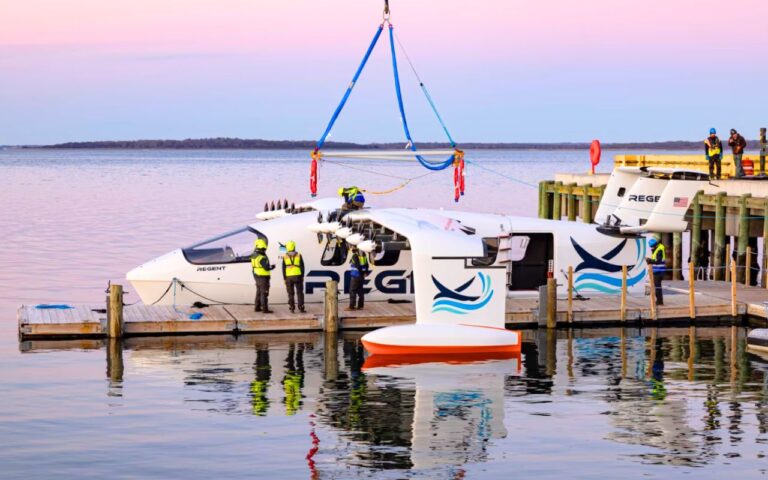 Gli Stati Uniti pensavano di aver visto tutto ma il Seaglider REGENT fa furore, 8,6 miliardi di ordini civili e militari affollano le linee