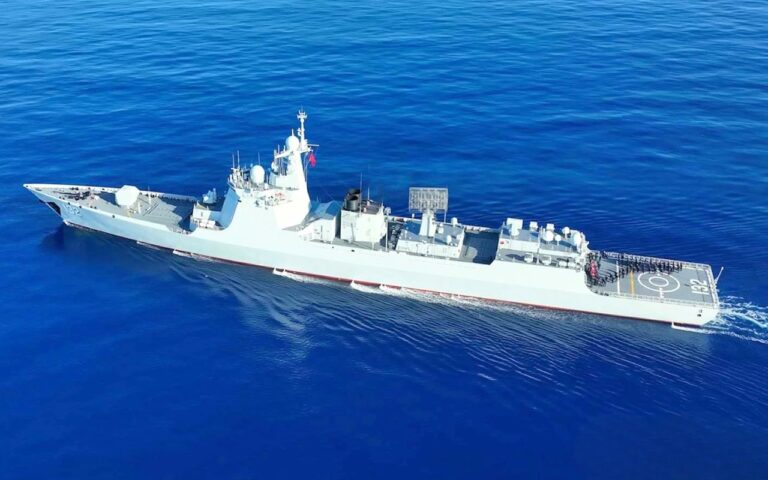 La Cina vara il 35° Type 052D e accelera: cacciatorpediniere prodotti quasi al doppio degli USA nel Pacifico